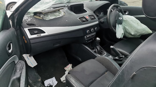 Lamar Auto dezmembrez Renault Megane 3 cabriolet decapotabil 1.9dci in Cluj