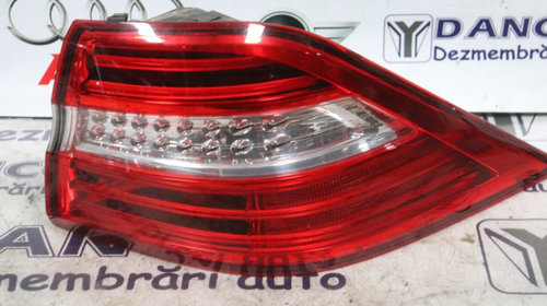 LAMPA DREAPTA SPATE MERCEDES ML W166 AN 2012 