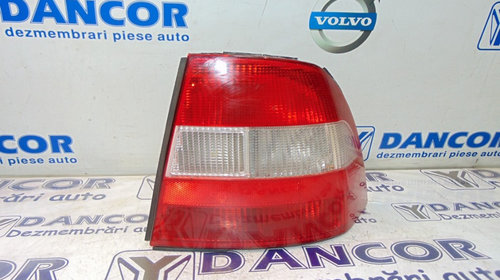 LAMPA DREAPTA SPATE OPEL VECTRA B - COD 90512716