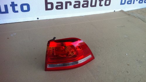 Lampa dreapta spate vw touareg 2011-2015