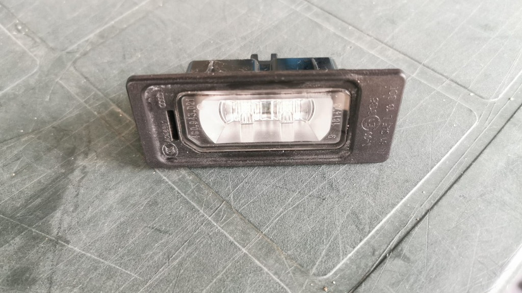 Lampa Numar ORIGINALA LED Audi A6, A3, A1, A4,A5,A