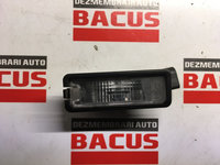 Lampa numar Volkswagen Golf 6 cod: 1k8943021