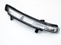 Lampa semnalizare oglinda dreapta NOUA Skoda Octavia 2 an fabricatie 2008 2009 2010 2011 2012 2