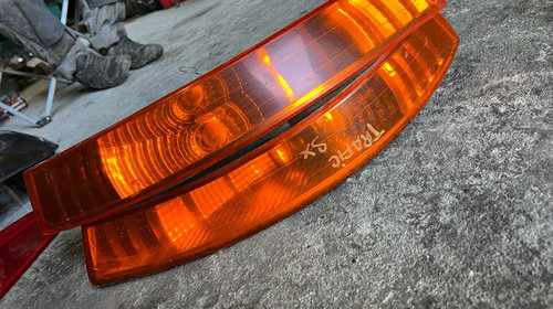 Lampa semnalizare Renault Trafic / Opel Vivaro stanga