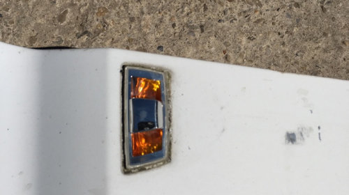 Lampa semnalizare stanga pe aripa Opel Astra 