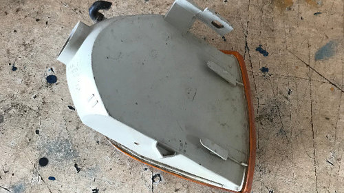 Lampa semnalizare stanga volkswagen polo 6n 1991 - 1998