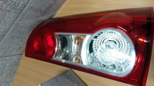 Lampa spate dreapta Logan MCV ORIGINALA 8200864610