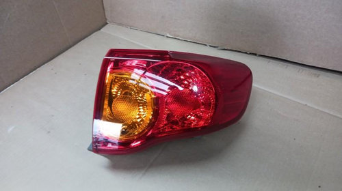 Lampa spate dreapta Toyota Corolla (2001-2007)