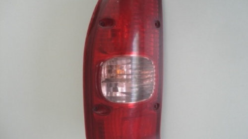 Lampa spate MAZDA B2500 dupa an fab 2001- NOU