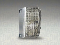 Lampa spate NISSAN PRIMASTAR platou / sasiu (2002 - 2006) MAGNETI MARELLI 714025470806 piesa NOUA