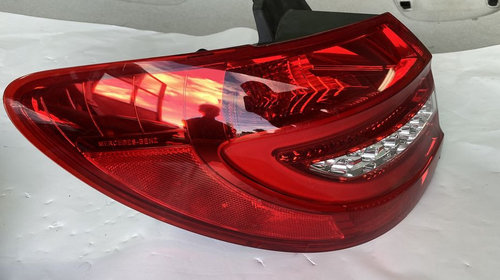 Lampa spate stanga LED Mercedes B W246