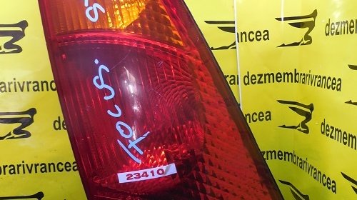 Lampa stanga + dreapta Ford Focus An 2001