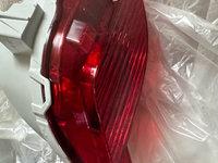 LAMPA Stanga IN BARA SPATE PT TOYOTA COD OE 815910D190