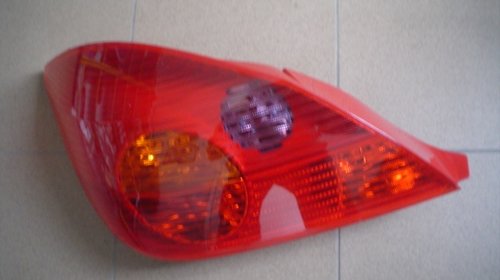 Lampa stanga opel tigra b noua