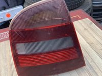 Lampa stanga Skoda 1 1998