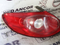 LAMPA STANGA SPATE VOLKSWAGEN PASSAT CC CU DEFECT AN 2010