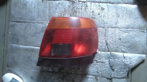 Lampa stop Audi A4