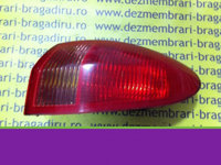 Lampa stop dreapta pe aripa Alfa Romeo 147 [2000 - 2004] Hatchback 3-usi 1.9 JTD MT (140 hp)