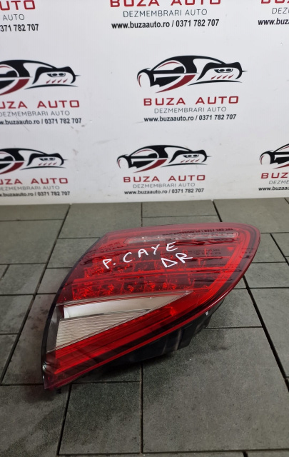 Lampa stop dreapta pe haion Cod: 7P5945094M Porsche Cayenne 958 [2010 - 2014]