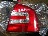 Lampa stop dreapta Skoda Octavia 2010 cod 1Z5945112B