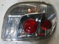 Lampa stop dreapta Toyota Yaris 2001