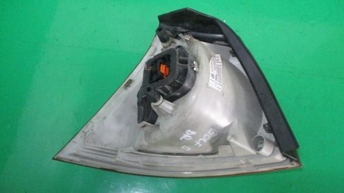 LAMPA / STOP DREAPTA VALEO COD 1K6945096G / 89032903 VW GOLF 5 FAB. 2003 - 2009 ⭐⭐⭐⭐⭐