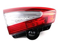 Lampa stop led pe capota spate Ford Mondeo estate dupa 2010