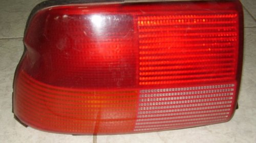 Lampa stop partea stanga Ford Escort hatchbac