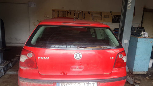 Lampa stop pe aripa dreapta Volkswagen Polo 3 [facelift] [2000 - 2002] Hatchback 3-usi 1.2 MT (64 hp) POLO 9N MOTOR 1,2 AZQ 47KW CUTIE FQE CULOARE ROSIE