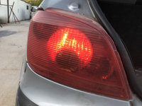 Lampa stop pe aripa stanga (*model NONFACELIFT | hatchback) Peugeot 307 [2001 - 2005] Hatchback 5-usi 1.6 HDi MT (109 hp)