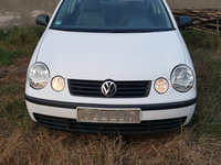 Lampa stop pe aripa stanga Volkswagen Polo 4 [2001 - 2005] Hatchback 3-usi 1.4 16V MT (75 hp)