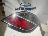 LAMPA STOP SPATE OPEL ASTRA H 2004->2009 Lampa spate dreapta fumuriu, ptr 5 usi, 03 07->