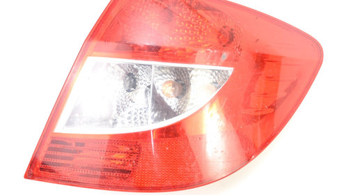 Lampa Stop Spate / Tripla Dreapta Renault SYMBOL 2 (LU1/2) 2008 - Prezent Benzina 8200700047