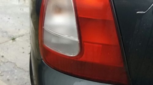 Lampa stop stânga Daewoo Nubira an 2000