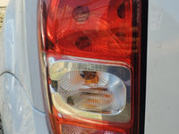 Lampa Stop Stanga Dacia Duster