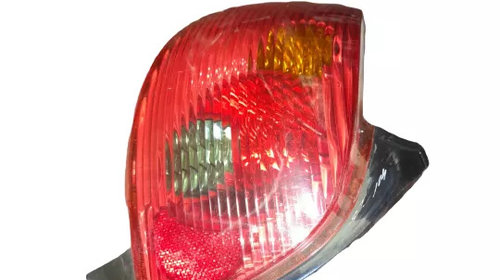 Lampa stop stanga pe aripa Peugeot 206 [facel