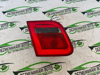 Lampa stop stanga pe capota portbagaj BMW Seria 3 E46 [1997 - 2003] Sedan 4-usi 320i MT (150 hp)