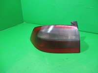 LAMPA / STOP STANGA RENAULT LAGUNA 2 FAB. 2001 – 2007 ⭐⭐⭐⭐⭐