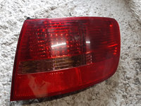 Lampa stop tripla spate AUDI A6 (4F2, C6) 