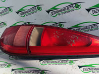 Lampa / Tripla stop dreapta pe aripa /617 Renault Laguna [facelift] [1998 - 2001] Grandtour wagon 1.6 MT (108 hp)