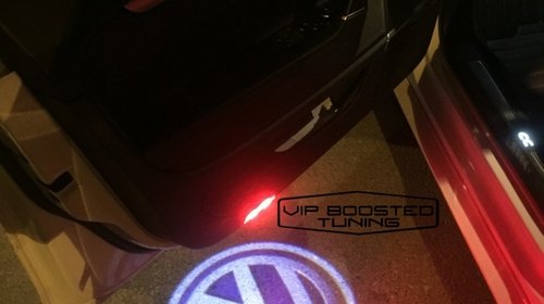 LAMPI LED Proiector cu logo dedicat VW Passat B6 3C