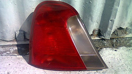 Lampi spate Rover 75 2000; sedan