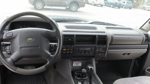 Land Rover Discovery din 2002