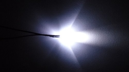 Leduri 3mm 12v pentru lumina ambientala a masini