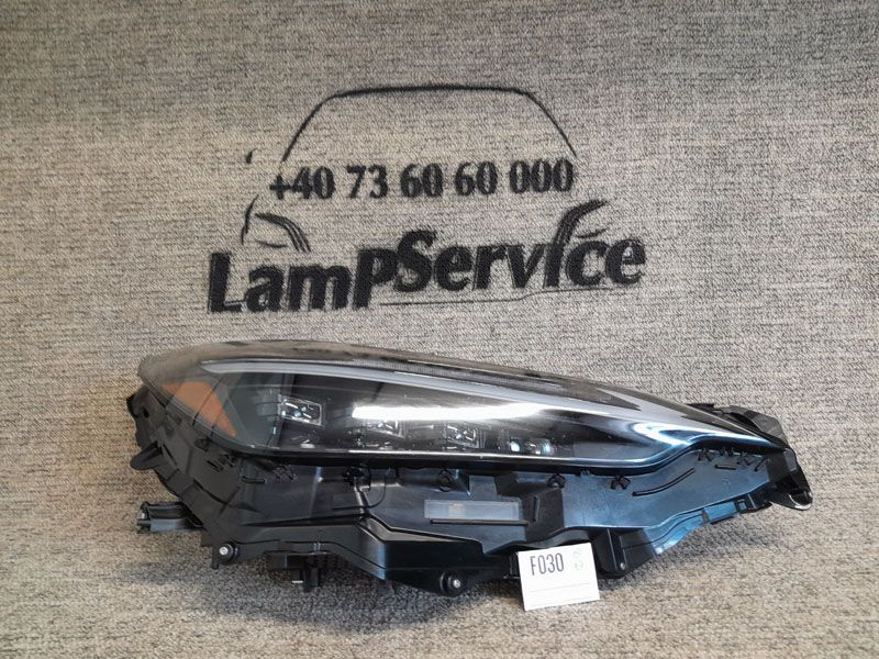 Lexus NX NX350h II model 2021 Far dreapta Matrix F030