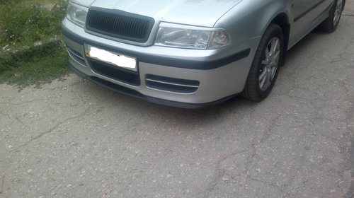 Lip / Spoiler / Prelungire bara fata Skoda