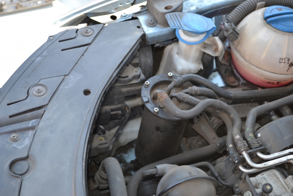 LONJERON DREAPTA VW PASSAT B6 2.0 TDI 140 CP BREAK