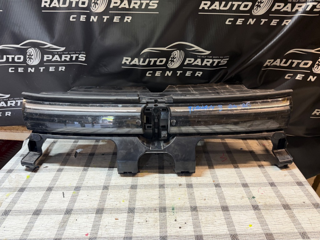Lumina zi bara fata / DRL bara fata Volkswagen TIGUAN 3 Facelift 2023/2024/2025/2026