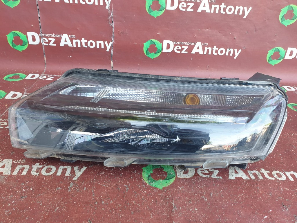 Lumina zi stanga Dacia Spring 2020 2021 2022 cod 266052417R