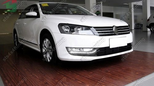 LUMINI DE ZI DRL CU SEMNALIZARE LED VW PASSAT B7 2011-2015 [V2]